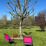 Au Bord De L'iton 아파트