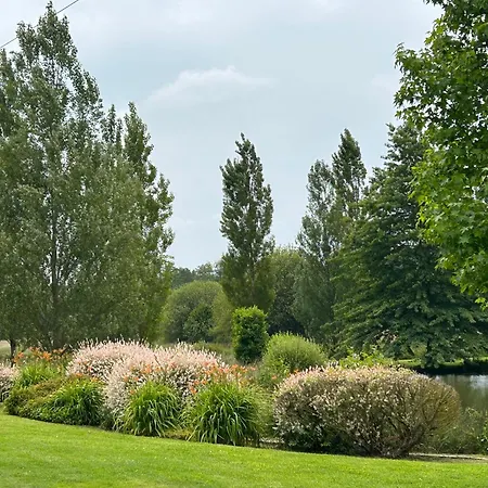 Au Bord De L'iton * Crulai